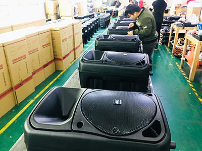 爵士龍廣場(chǎng)舞音響生產(chǎn)車(chē)間